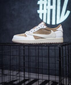 Travis Scott x Air Jordan 1 Low OG Pink Oxford Replica