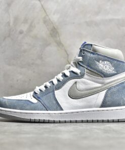 Hyper Royal Jordan 1 Reps – Suede Washed Blue Retro Replica
