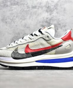 Sacai × Nike VaporWaffle "Royal Fuchsia" Reps