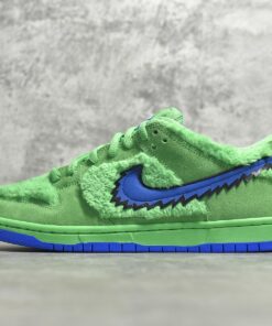 Grateful Dead Green x Nike SB Dunk Low