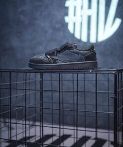 Travis Scott Fragment Jordan 1 Low 2025​